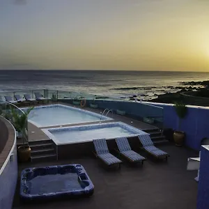 https://vip-praia-hotel.cape-verdehotels.com